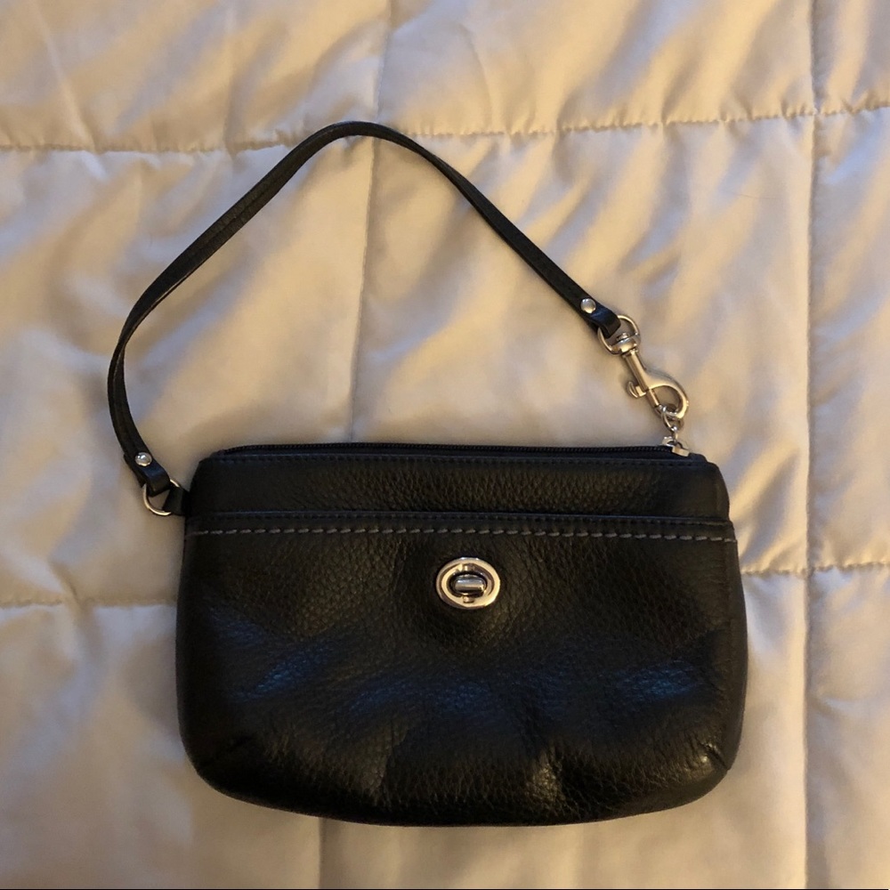 Coach Wristlet Black Leather Silk Interior